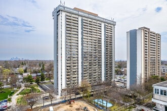 Building Photo - Upper Canada Court, Centre