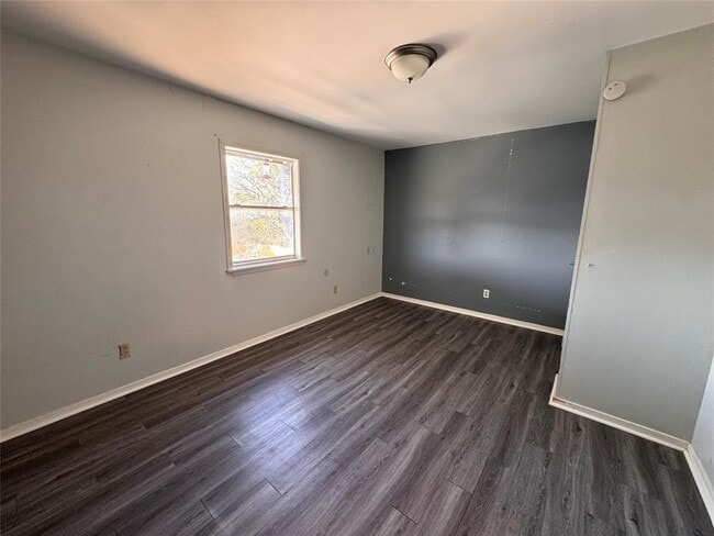 Foto del edificio - 1050 FM970