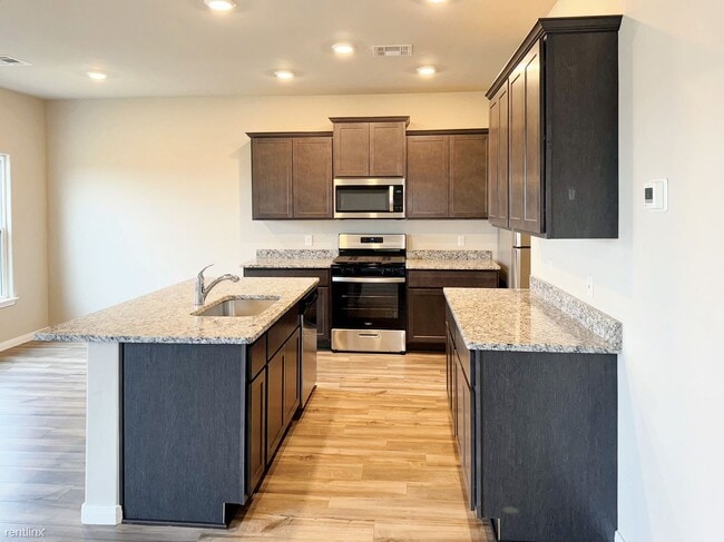 Foto del edificio - 4 br, 2.5 bath House - 1608 Vermilion Ln