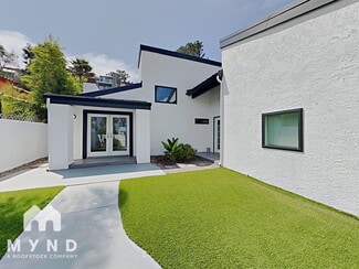 Building Photo - 13942 Mango Dr