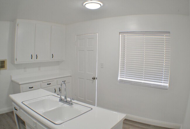 Foto del edificio - 11653 - 11655  E 183rd Street