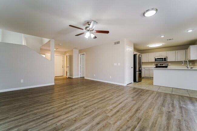 Building Photo - 4127 E Agate Knoll Dr