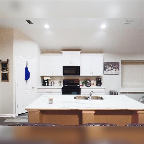 Foto del edificio - 4713 Homelands Way