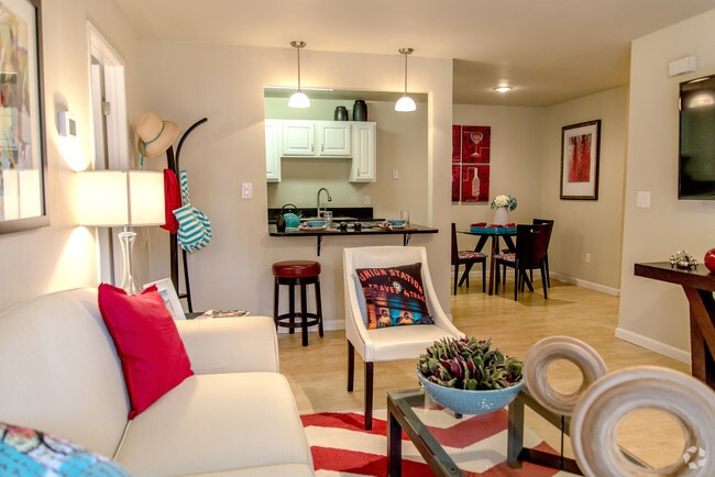 Interior Photo - Edge DTC