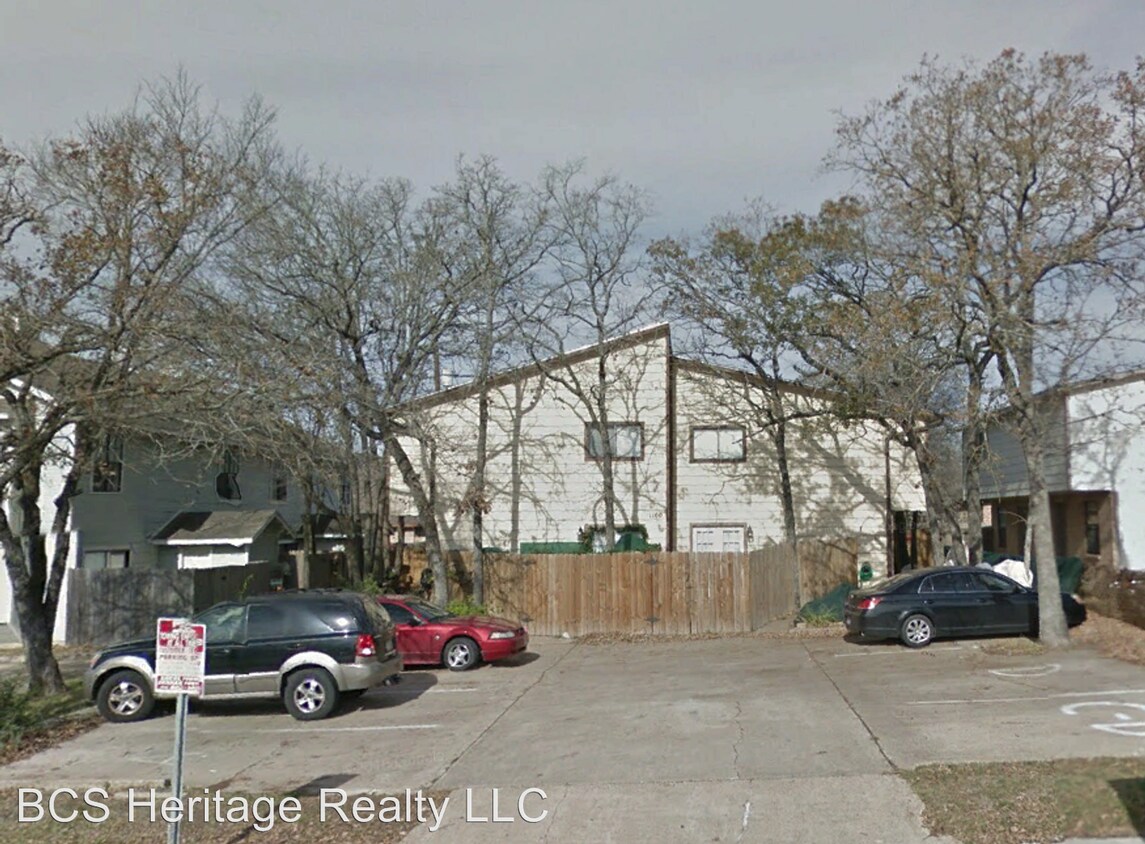 Primary Photo - 1100 Verde Dr
