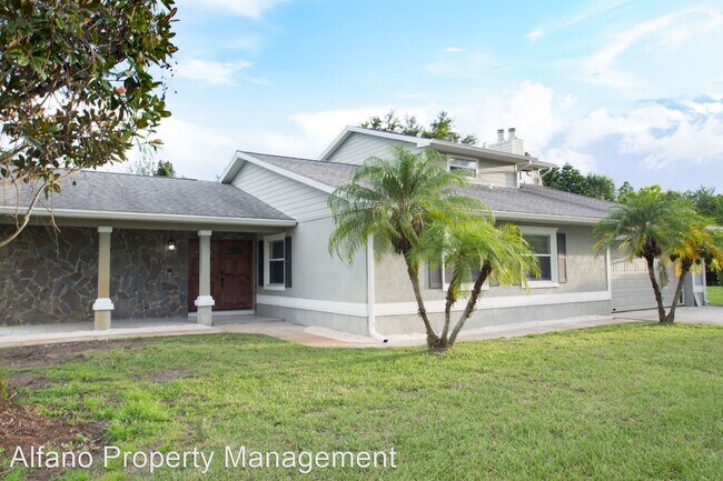 Building Photo - 5 br, 3 bath House - 6748 Whispering Pines...