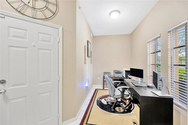 Foto del edificio - 115 S Sherrill St