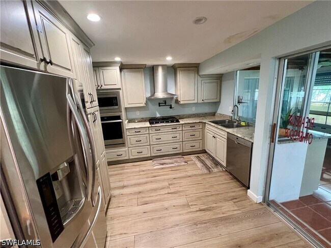 Foto del edificio - 4629 SE 20th Ave