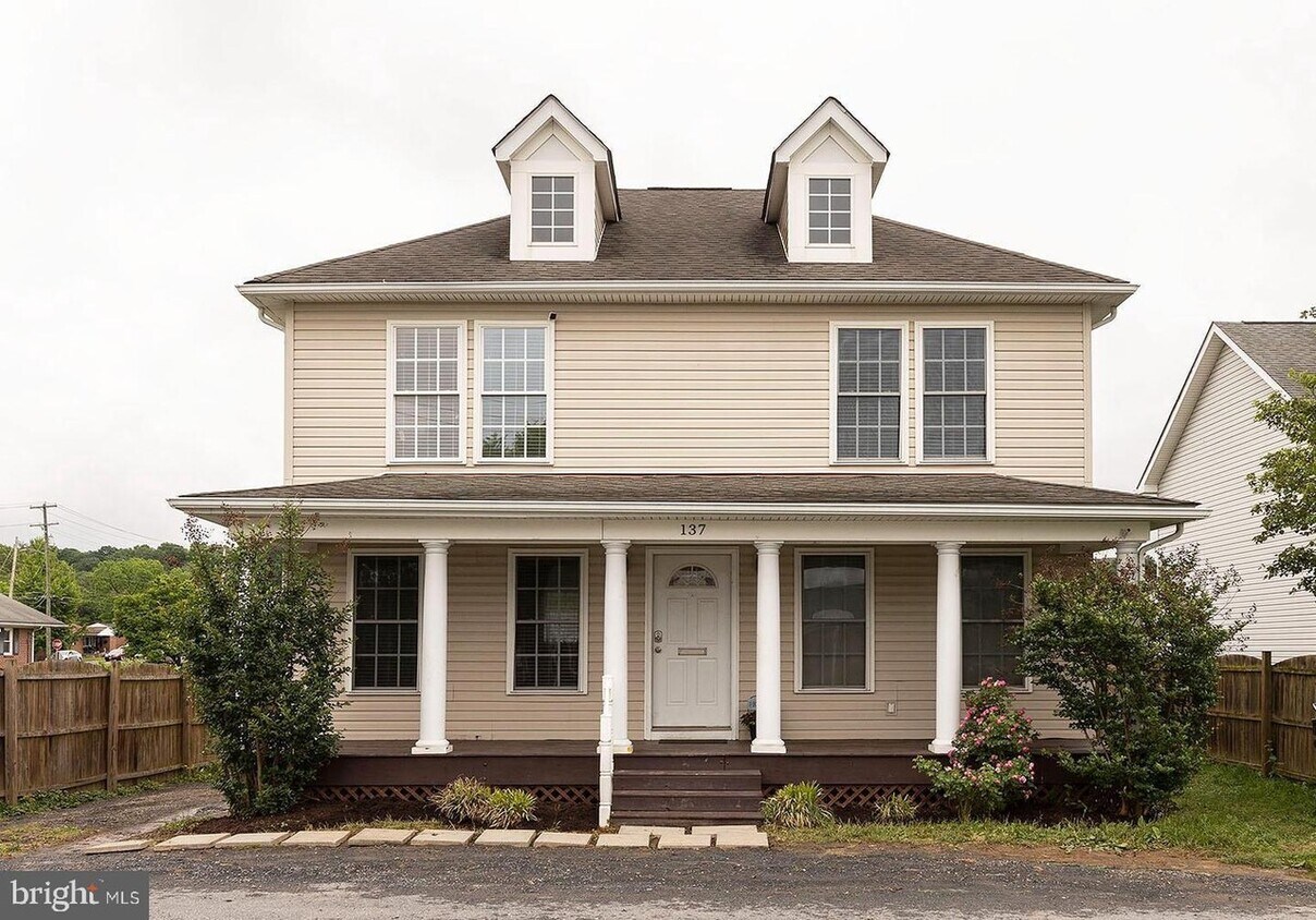 137 S Marshall St, Strasburg, VA 22657 House Rental in Strasburg, VA