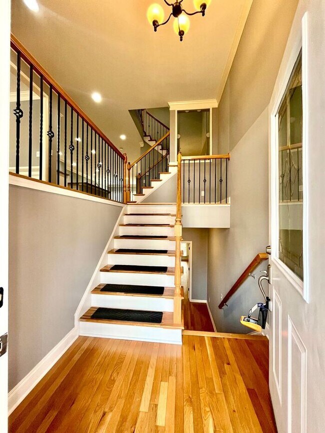 Photo - 12821 Doe Dr House