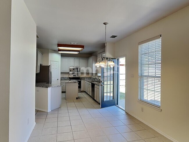 Foto del edificio - 1224 Riverside Rd