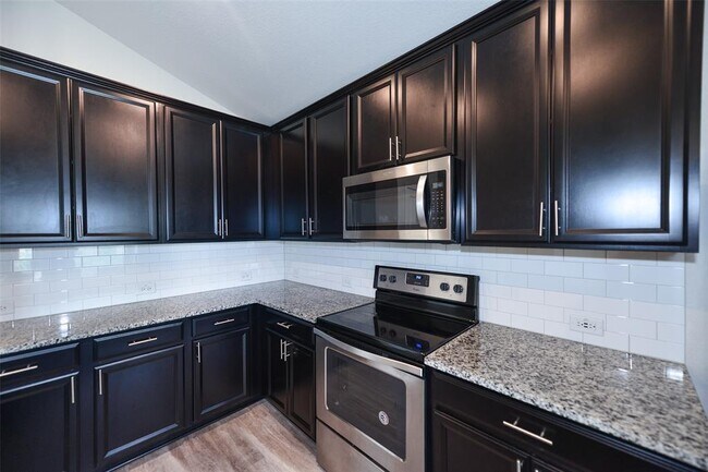 Foto del edificio - 216 Pearland St