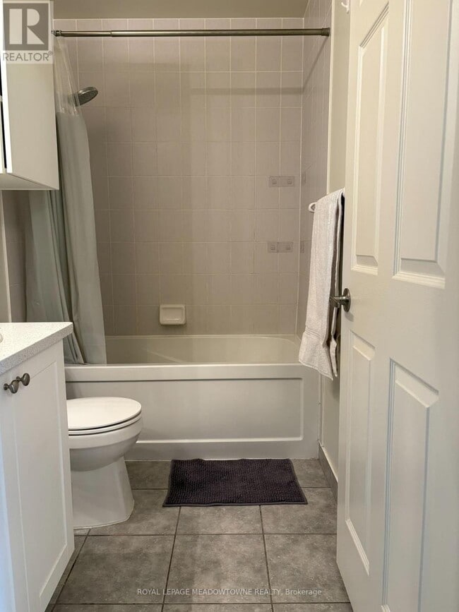 Building Photo - 339 Rathburn Rd W