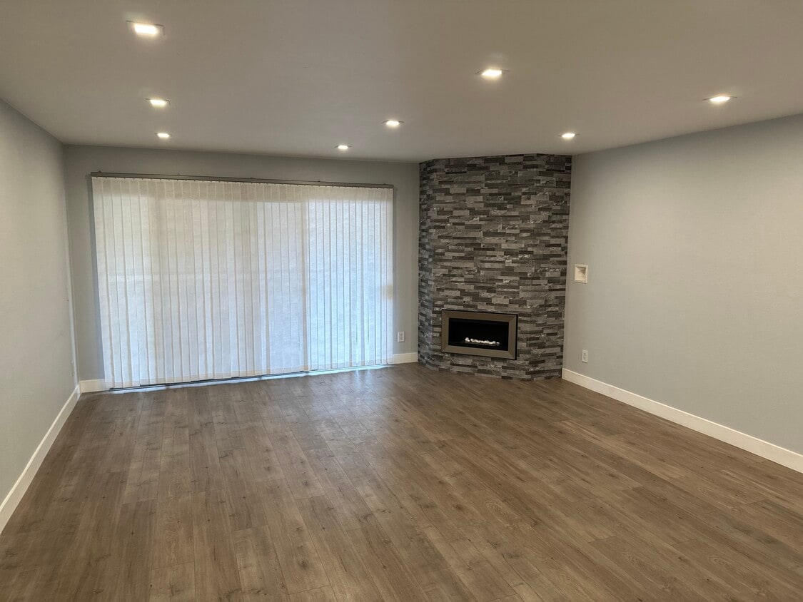 1236 N Columbus Ave Unit 28, Glendale, CA 91202 Condo for Rent in Glendale, CA