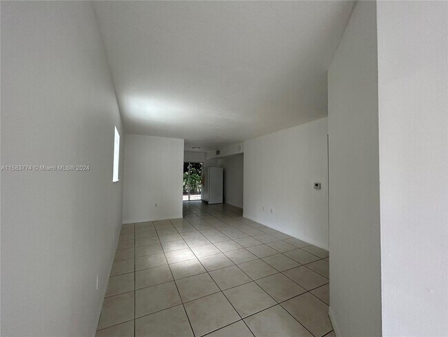 Foto del edificio - 1270 SE 31st Ct