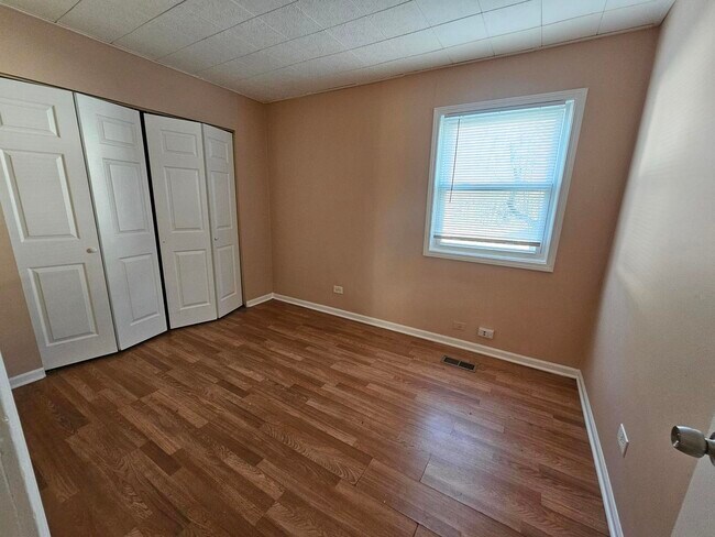 Building Photo - 3733 171st Pl