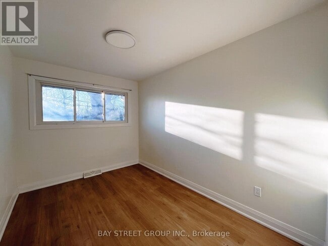 Building Photo - 12 Wakil Dr