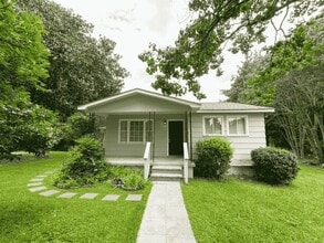 Building Photo - 7923 Shinn Dr