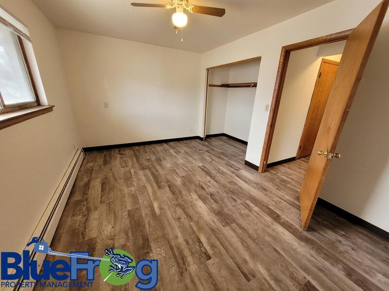 Foto del edificio - 210 N Summit St