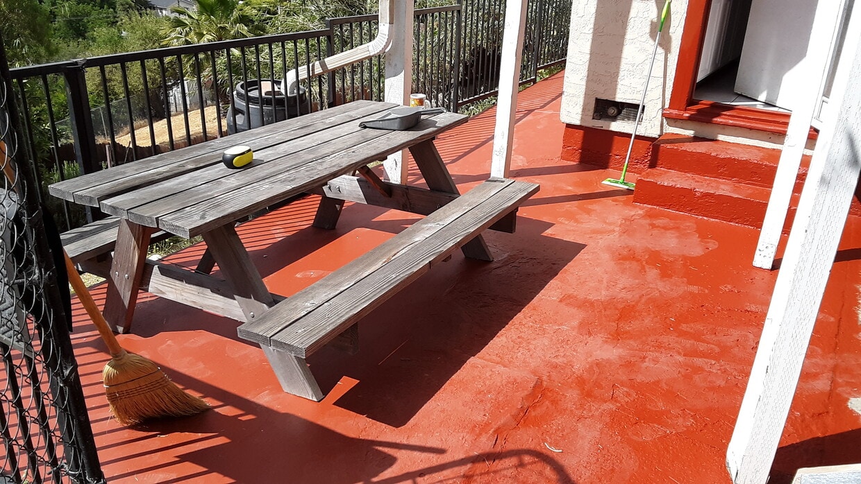 Patio - 3214 Johnston St