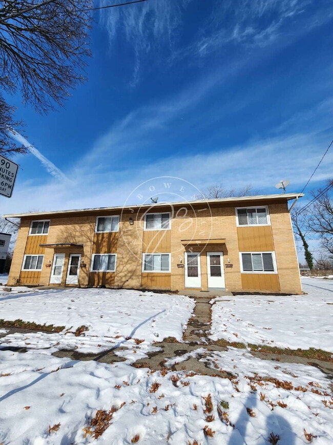 Building Photo - 1932 Airline Ave