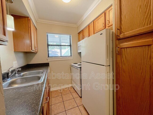 Foto del edificio - 1430 NW 25th St