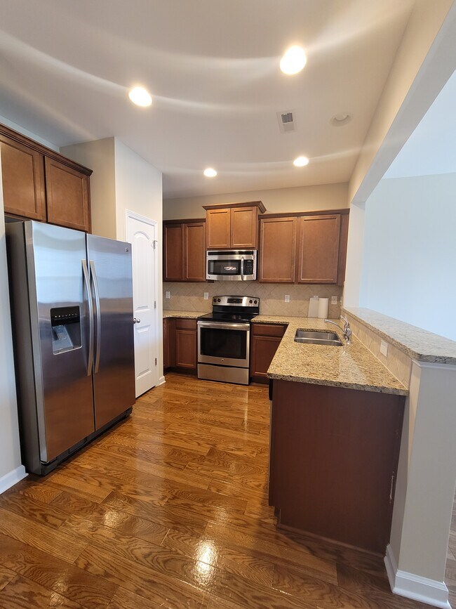 Foto del edificio - 4464 Middletown Dr