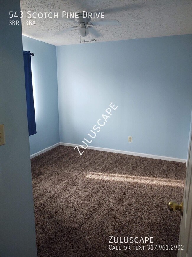 543 Scotch Pine Drive / 3 bedroom 2 full b... House Rental in