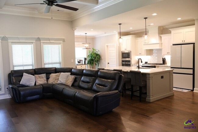 Foto del edificio - 214 Landings Pointe Ln