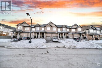 Building Photo - 26 Roywood St