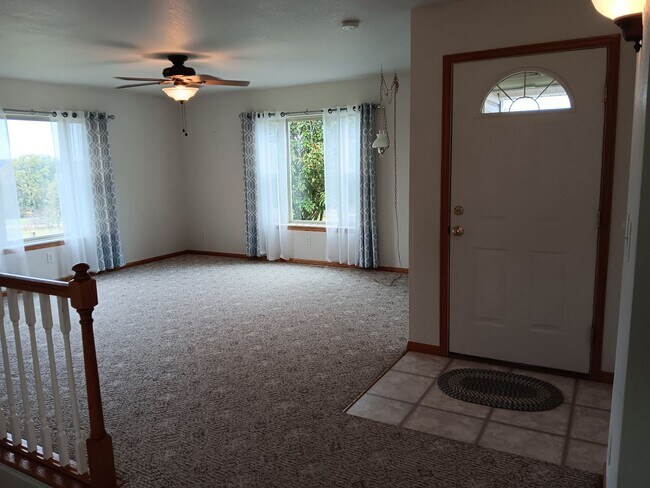 Building Photo - 19478 Kelsay Rd