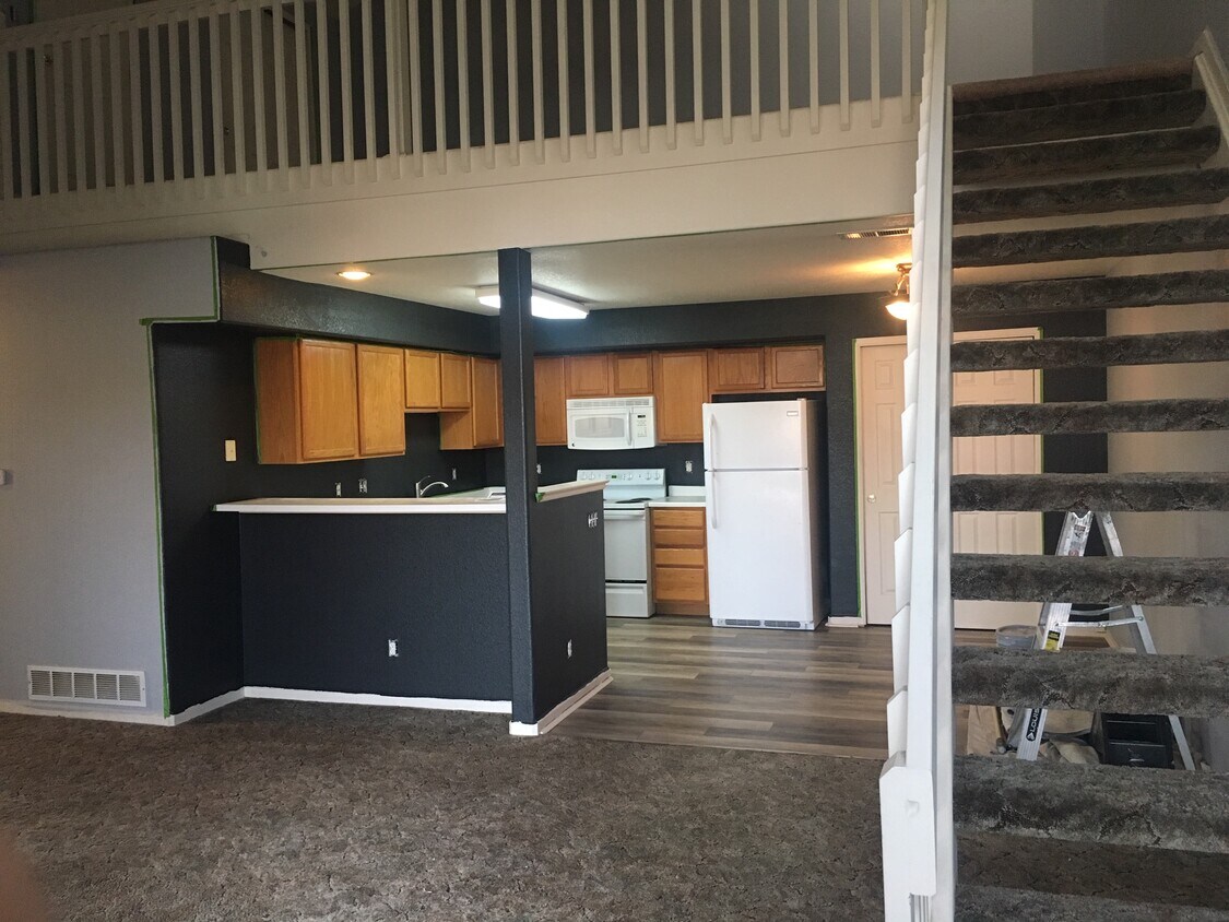 Primary Photo - 11085 Huron St