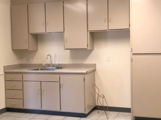 Foto del edificio - Office  25000 /- Sq Ft Yard