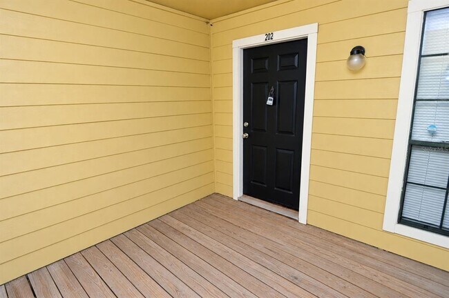 Foto del edificio - 8645 Fancy Finch Dr
