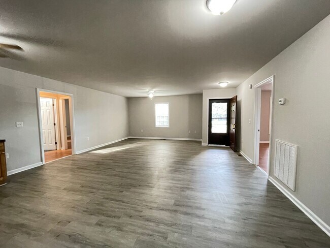 Foto del edificio - South Hill Rancher For Rent