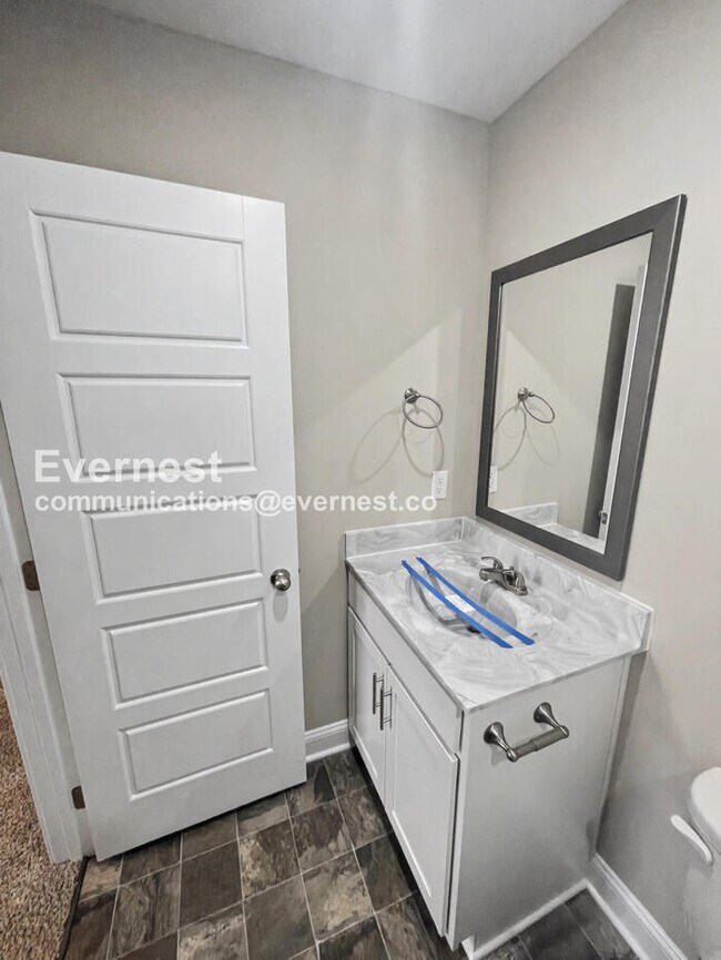 Building Photo - 3385 Polly Dr