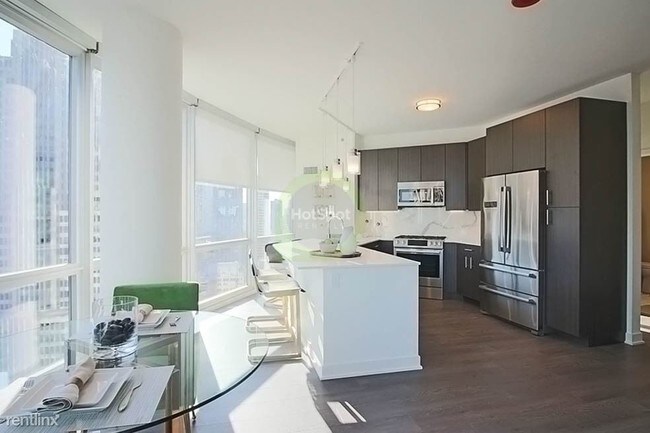 Foto del edificio - 303 Pearce Mill Rd