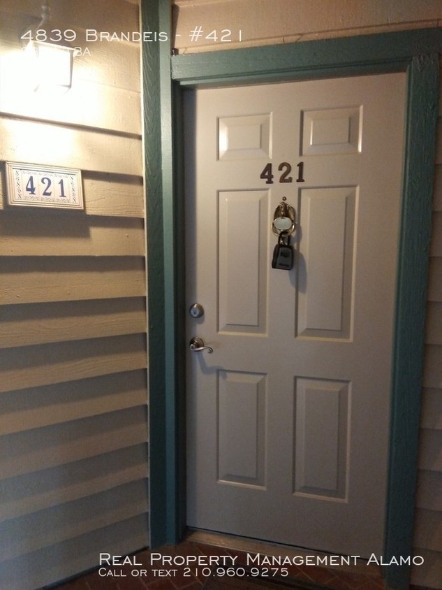Primary Photo - 4839 Brandeis St