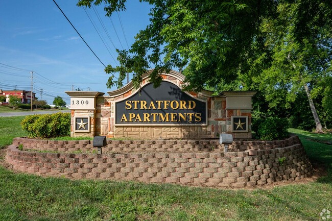 Building Photo - Stratford Apartments