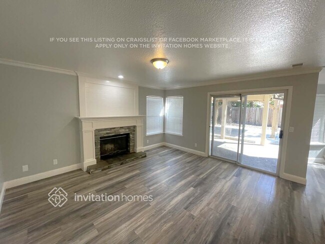 Foto del edificio - 4604 Forrester Way