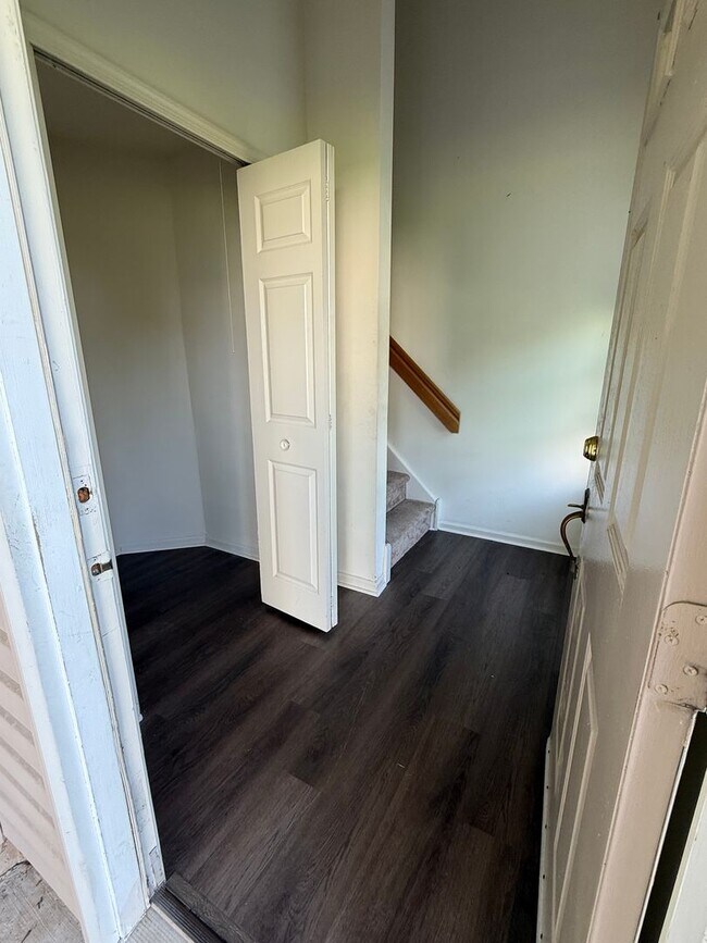 Foto del edificio - 2 Bed 2 Bath Condo in Council Rock School ...