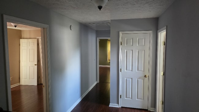 Photo - 102 Jewell Ave House