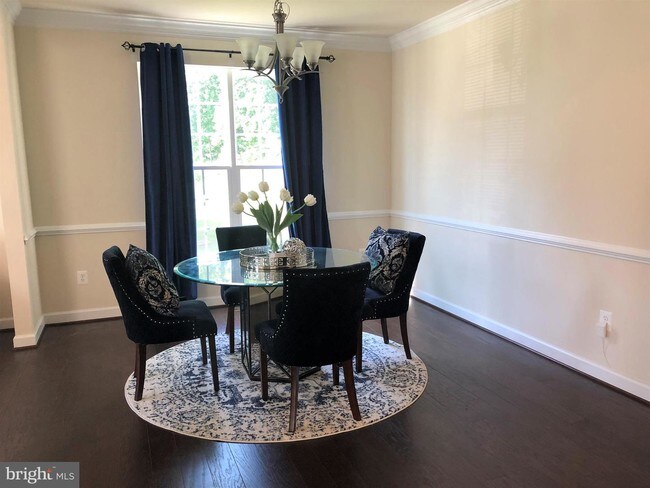 Foto del edificio - 4609 Imperial Oaks Lane