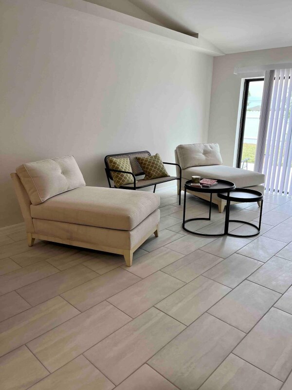 Foto del edificio - 1305 SE 8th Pl