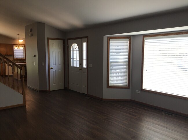 Foto del edificio - 7001 Astoria Drive