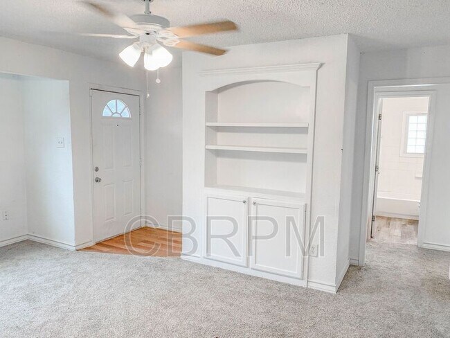 Foto del edificio - 3401 E 16th St