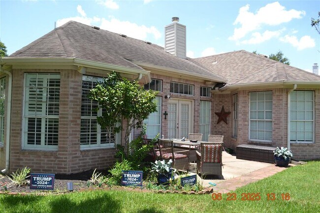 Foto del edificio - 4007 Sand Terrace Dr