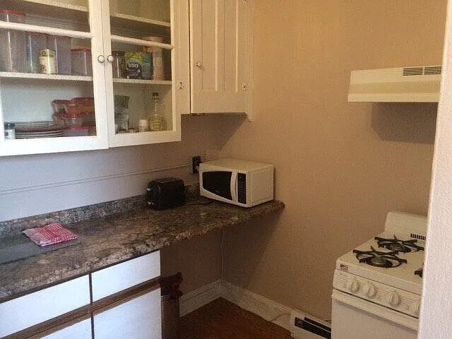 Building Photo - 182 Bowen Street