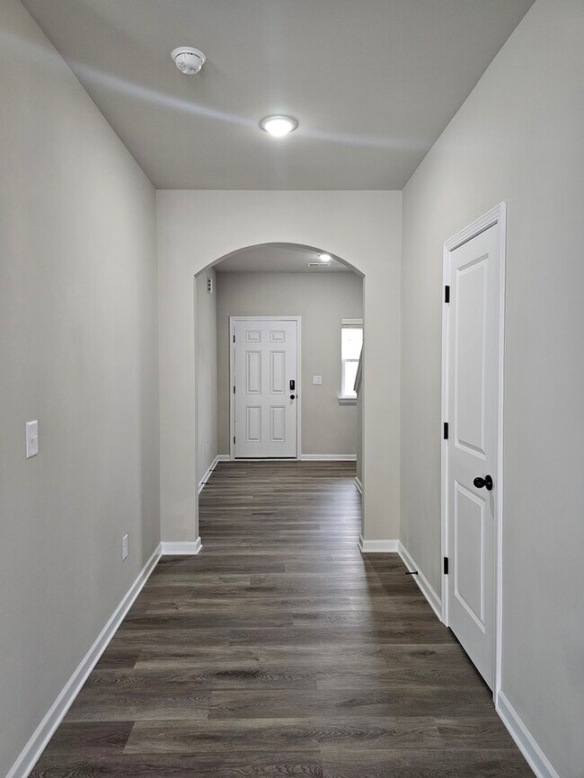 Building Photo - 4220 Stoneygreen Ln