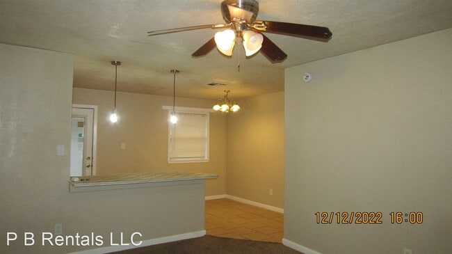 Building Photo - 3 br, 1 bath House - 4821 NW Pollard Avenue